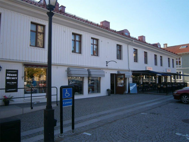 Stortorget 8